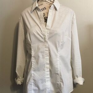 POLKA DOT COLLARED BUTTON DOWN ROLL TAB SLEEVED BLOUSE W/COVERED PLACKET SZ LG